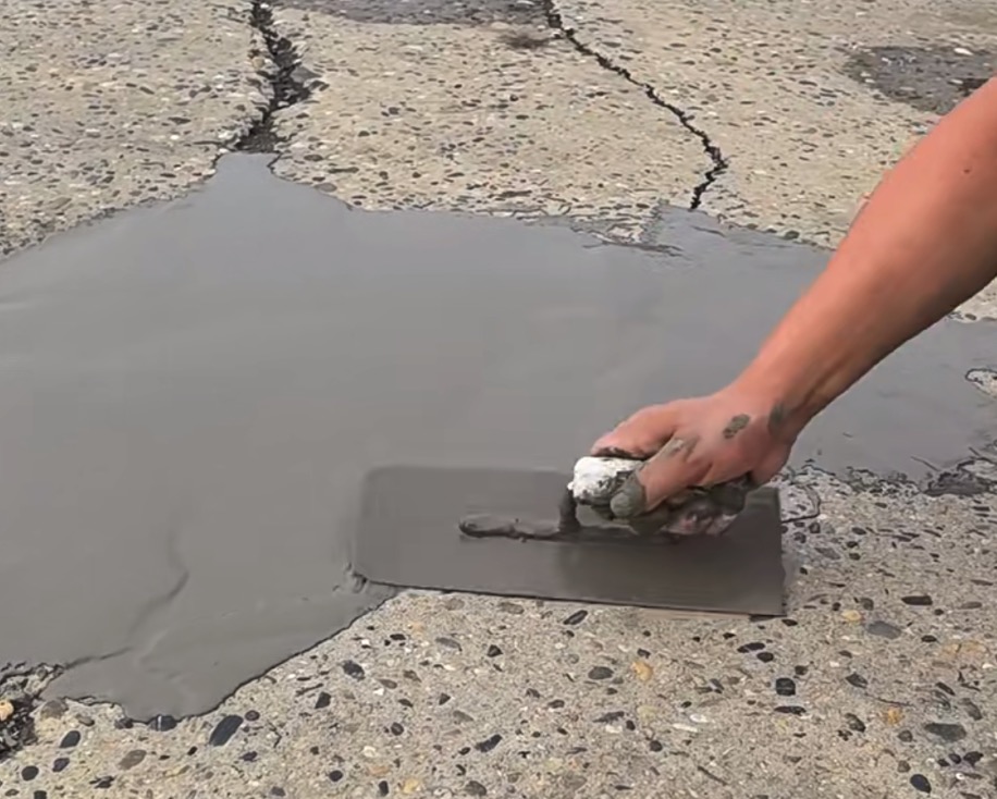 兴义CGM 高效薄层道路修补料（CGM 道路抢修料）